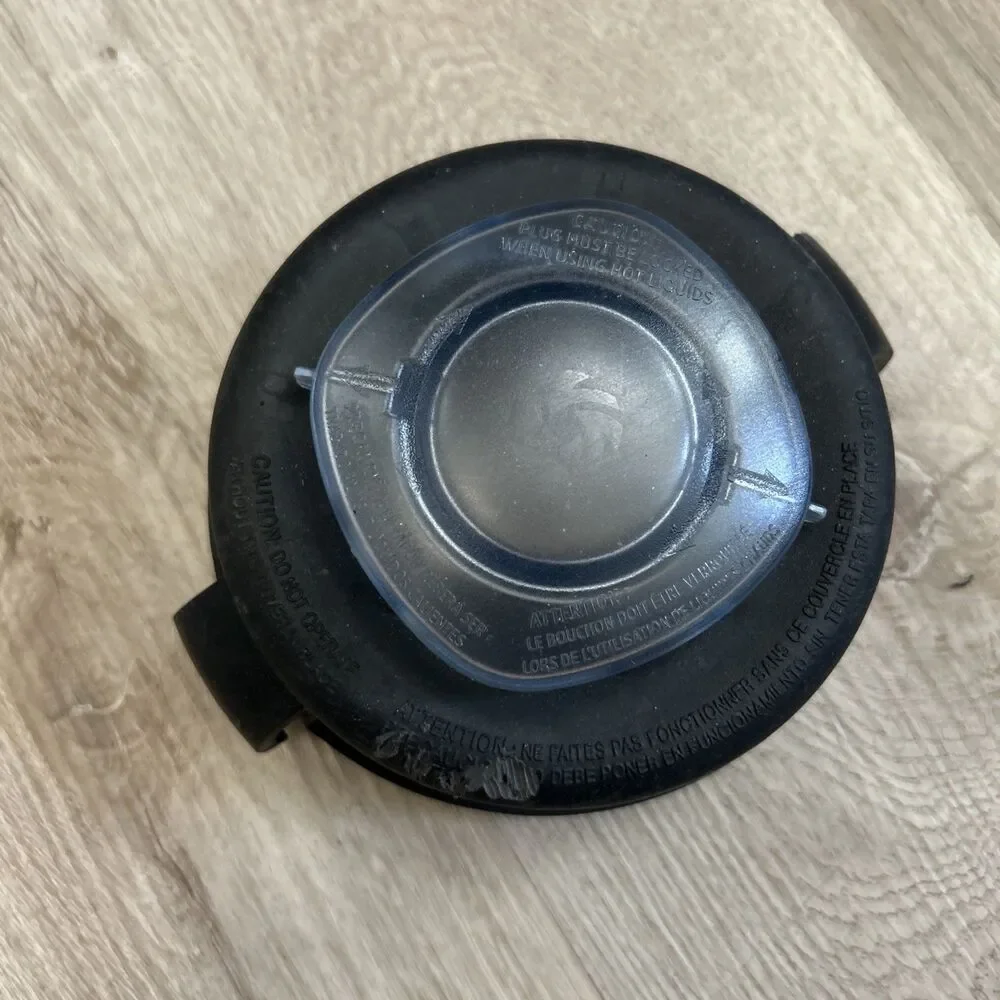 Vitamix Container Lid & Plug Only 32 64 oz. Clear Pitcher Replacement OEM READ